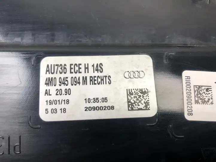 Audi SQ7 (2016 - ) 4M0945094M Задний фонарь в крышке багажника — фото 7