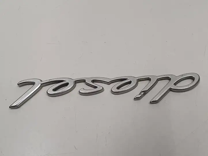 Porsche Cayenne (92A) (2011 - 2017) 95855949911 Эмблема модели — фото 2