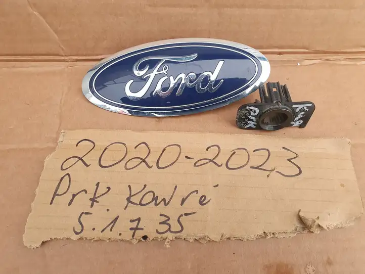 Ford Kuga III (2020 - ) LJ6B8B262AA Кронштейн переднего датчика парковки — фото 1