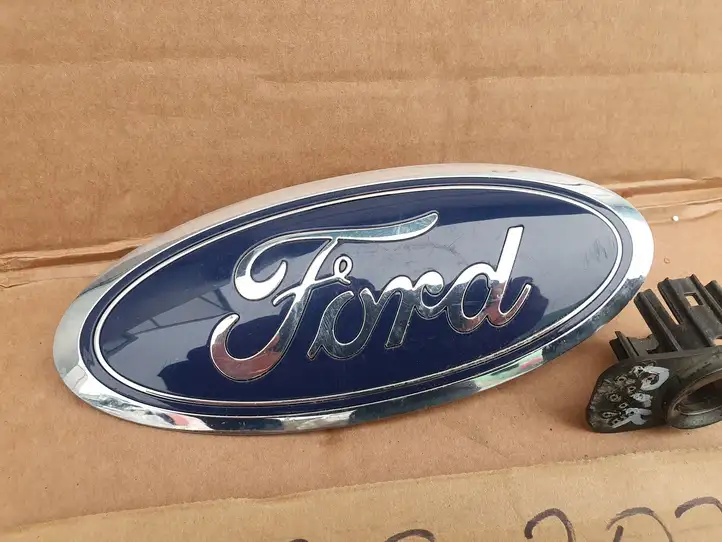 Ford Kuga III (2020 - ) LJ6B8B262AA Кронштейн переднего датчика парковки — фото 6