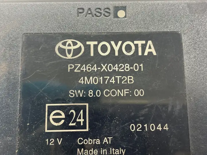 Toyota RAV 4 (XA30) (2006 - 2016) PZ464X042801 Блок управления парктрониками — фото 3