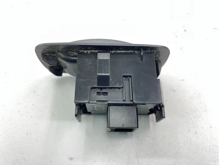 Toyota Corolla Verso AR10 (2004 - 2009) 848010F030 Блок кнопок стеклоподъемников — фото 3