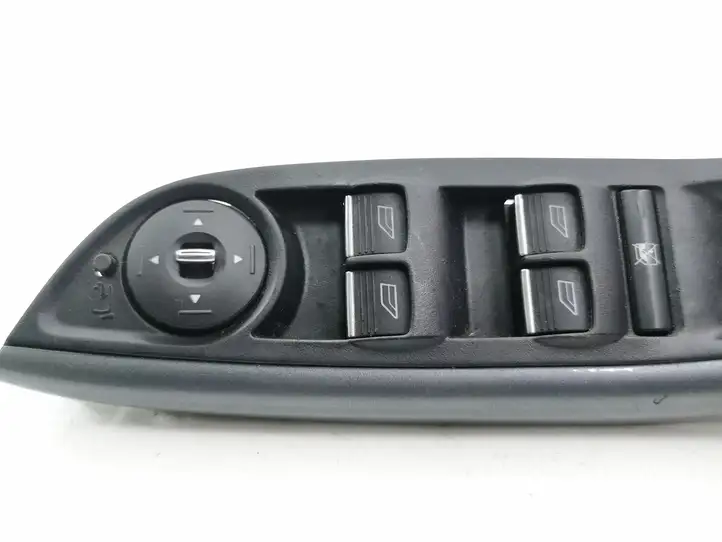 Ford Focus (2011 - 2015) AM5T14A132CA Кнопка стеклоподъемников — фото 2