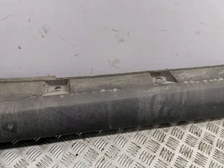 Ford Focus (2011 - 2015) Порог кузова — фото 4