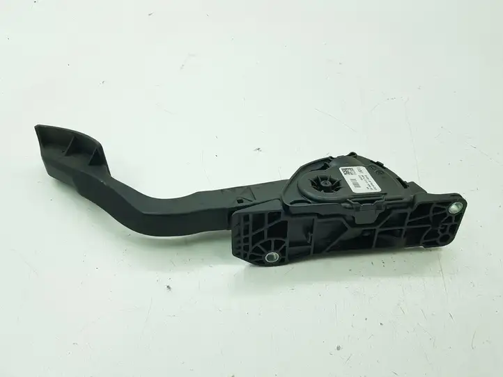 Ford Focus (2011 - 2015) BV619F836BB Педаль акселератора — фото 3