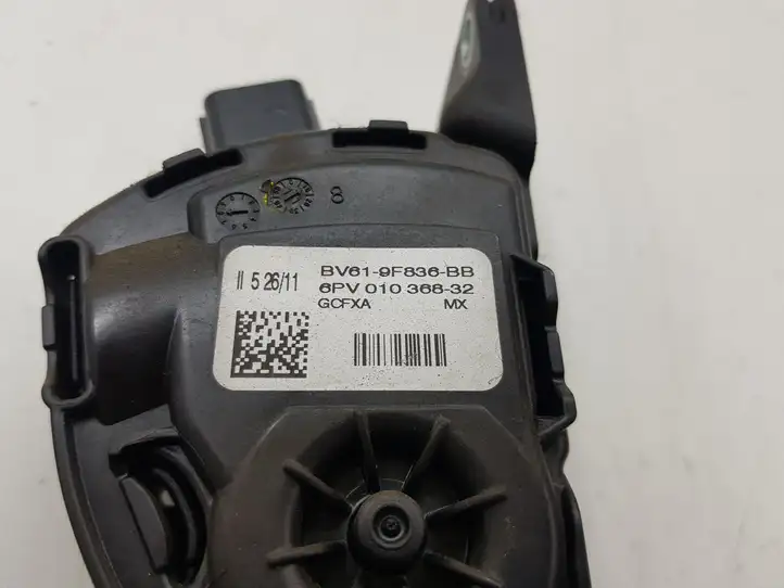 Ford Focus (2011 - 2015) BV619F836BB Педаль акселератора — фото 4