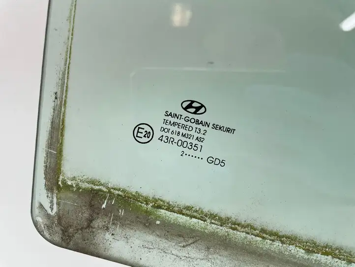 Hyundai i30 (2012 - 2015) 43R00351 Стекло задней двери — фото 2
