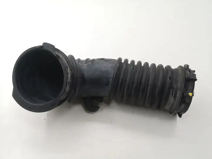 Mazda 6 (2012 - 2015) SH0113221 Трубка подачи воздуха — фото 1
