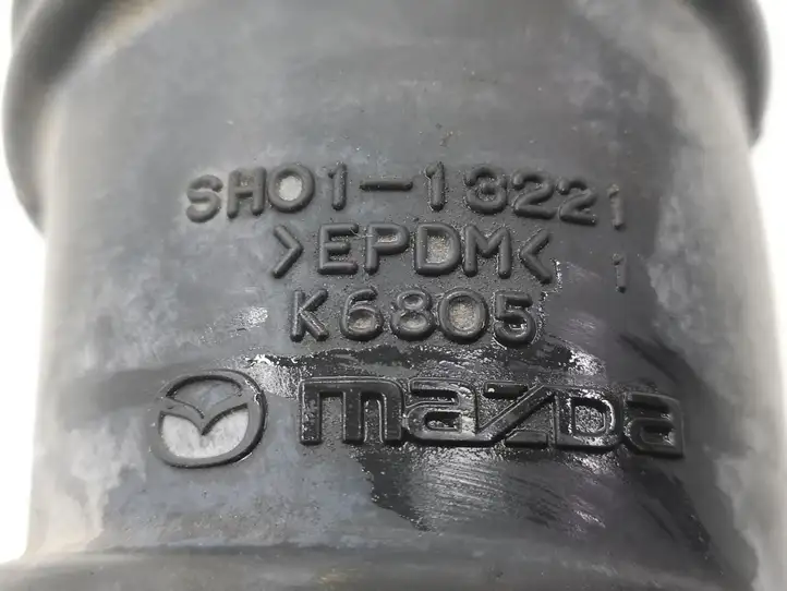Mazda 6 (2012 - 2015) SH0113221 Трубка подачи воздуха — фото 5