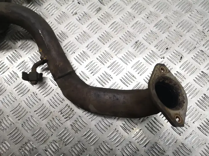 Toyota Corolla Verso AR10 (2004 - 2009) Глушитель — фото 4