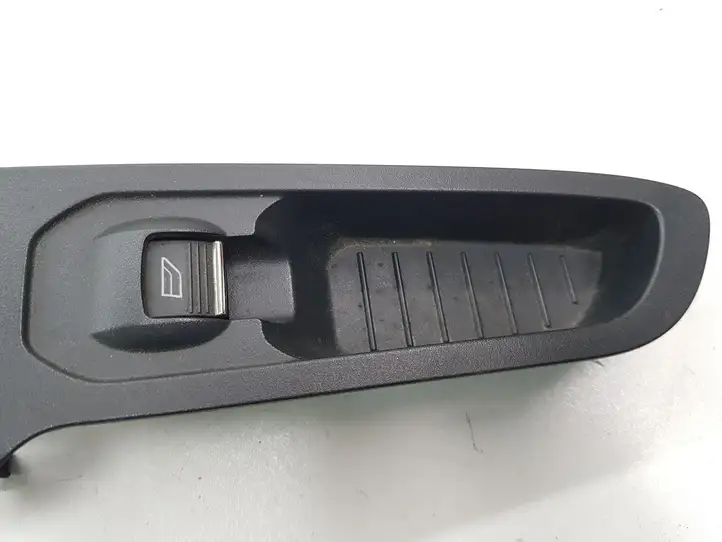 Ford Focus Grand C-MAX (2010 - 2019) AM51R26691AHW Блок кнопок стеклоподъемников — фото 2