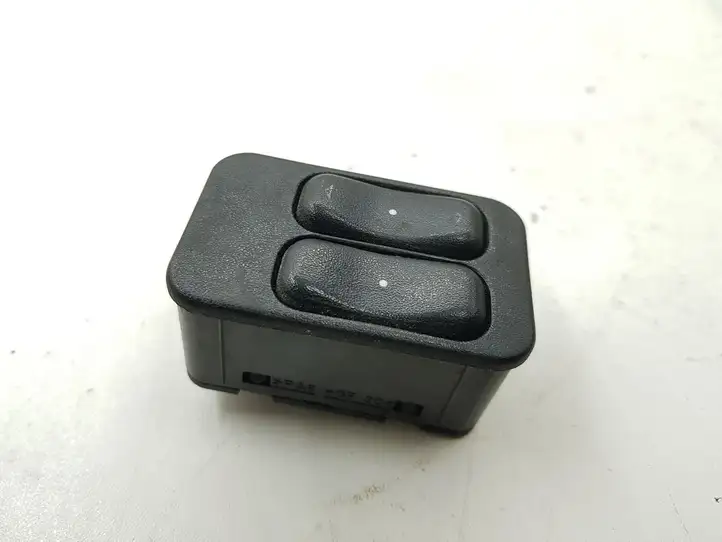 Opel Astra G (1998 - 2004) 90561086 Блок кнопок стеклоподъемников — фото 1