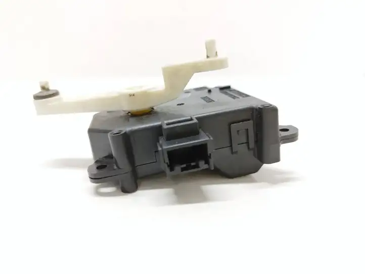 Toyota Prius (XW20) (2003 - 2009) 0638000240 Двигатель задвижки потока воздуха — фото 3