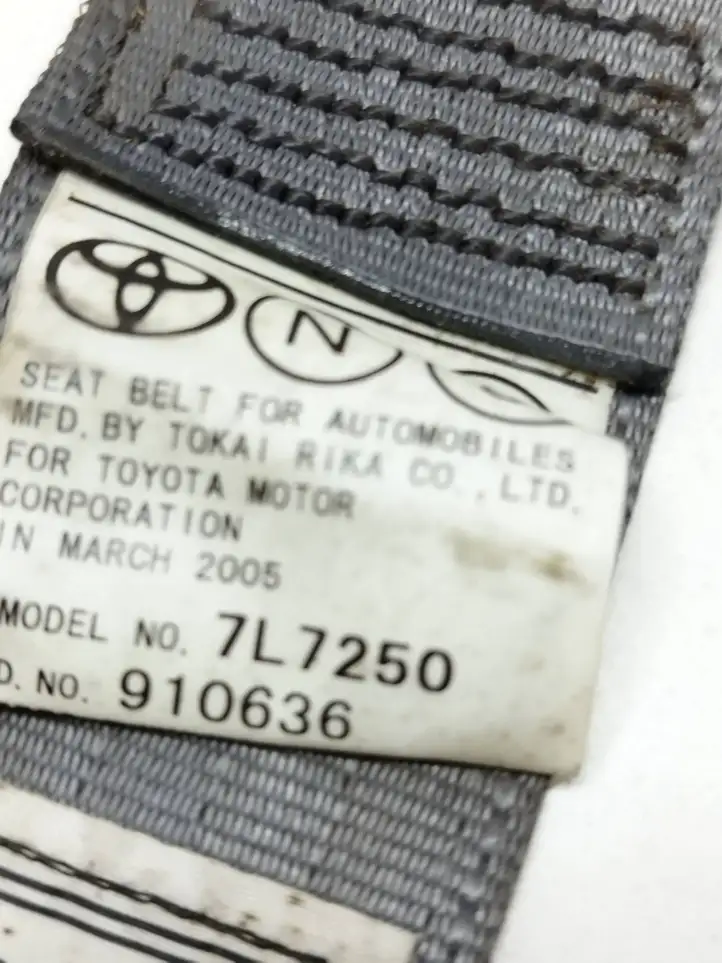 Toyota Prius (XW20) (2003 - 2009) C093101 Задний ремень безопасности — фото 5