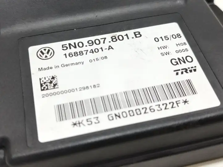 Volkswagen Tiguan (2007 - 2011) 5N0907801B Блок управления стояночным тормозом — фото 2