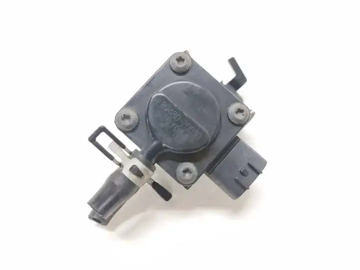 Toyota Avensis T250 (2003 - 2006) 8948020030 Датчик давления выхлопных газов — фото 1