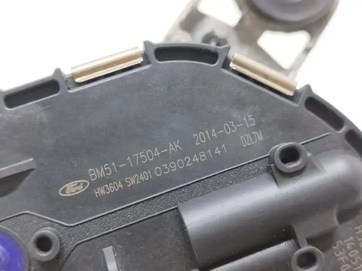 Ford Focus (2011 - 2015) BM5117504AK Двигатель стеклоочистителей — фото 2