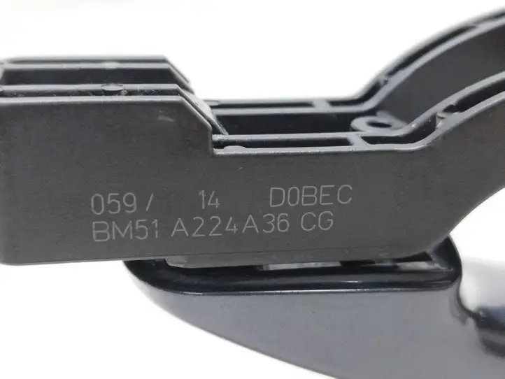 Ford Focus (2011 - 2015) BM51A224A36CG Наружная ручка двери — фото 2