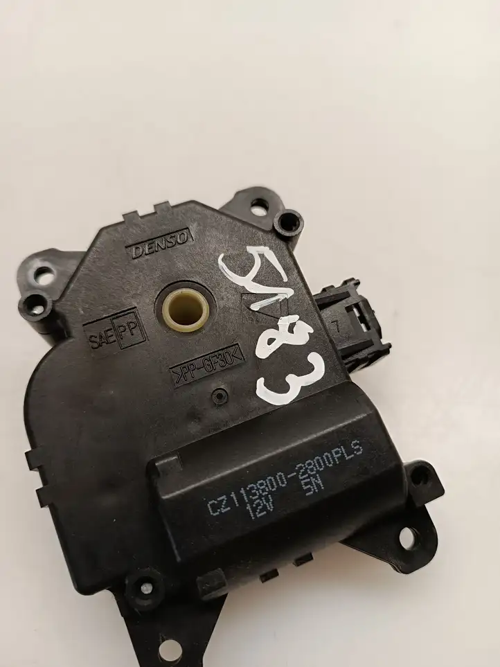 Toyota Yaris (2012 - 2014) CZ1138002800 Двигатель задвижки потока воздуха — фото 3