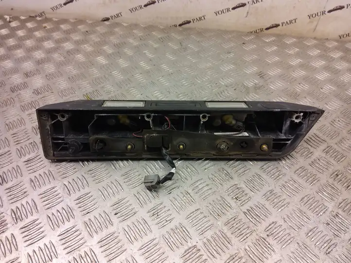Land Rover Discovery 4 - LR4 (2009 - 2013) bh22431e76ba Подсветка номера — фото 3