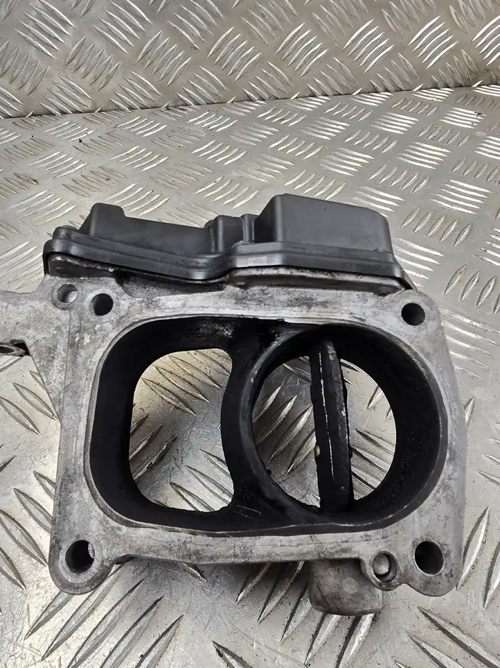 Audi A4 S4 B9 (2015 - 2019) 059129593AG Дроссельная заслонка — фото 4