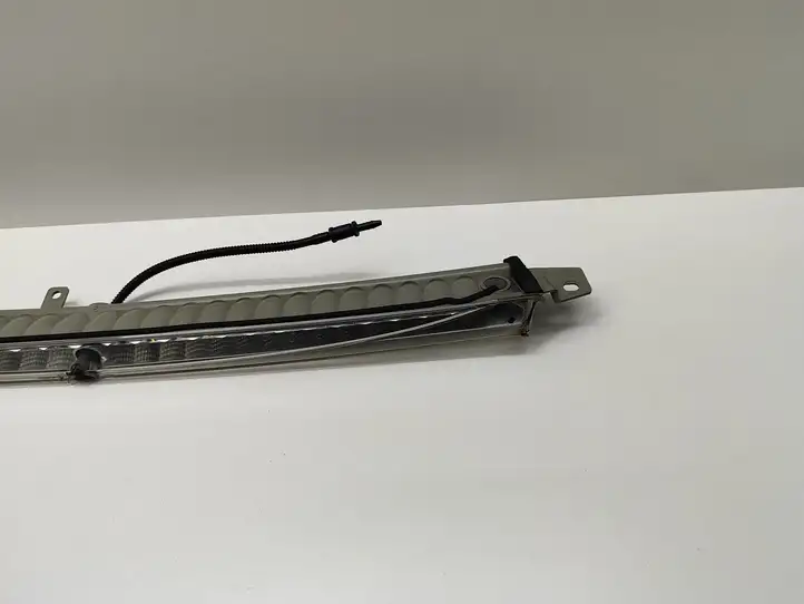 BMW 5 E60 E61 (2004 - 2010) 63256925902 Дополнительный стоп фонарь — фото 5
