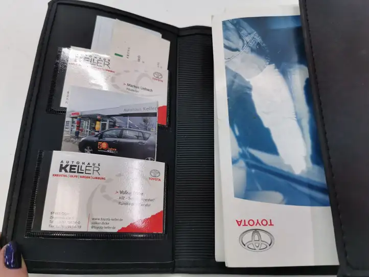 Toyota Corolla Verso AR10 (2004 - 2009) Сервисная книжка — фото 2