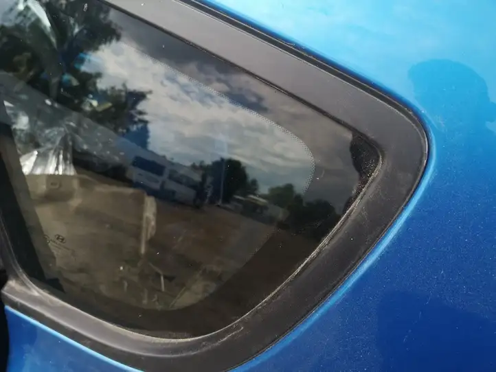 Hyundai i30 (2007 - 2012) Заднее боковое стекло — фото 5