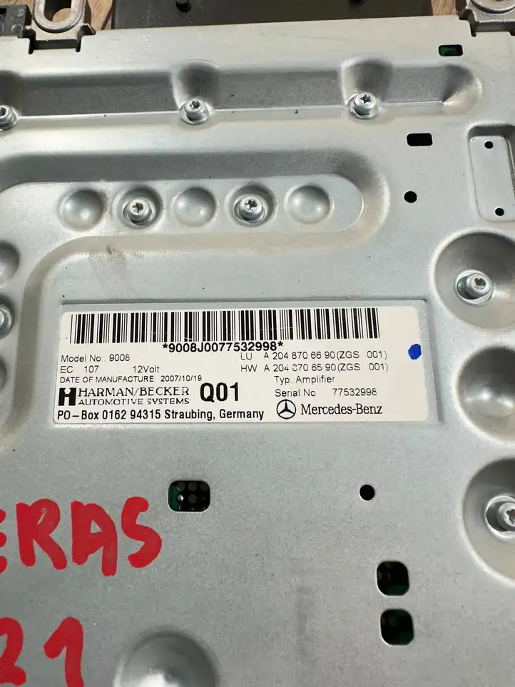 Mercedes-Benz C W204 (2007 - 2014) A2048706690 Усилитель звука — фото 2
