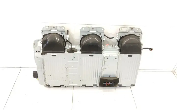 Lexus RX 330 - 350 - 400H (2008 - 2012) G928048040 Аккумулятор гибридного / электрического автомобиля — фото 2
