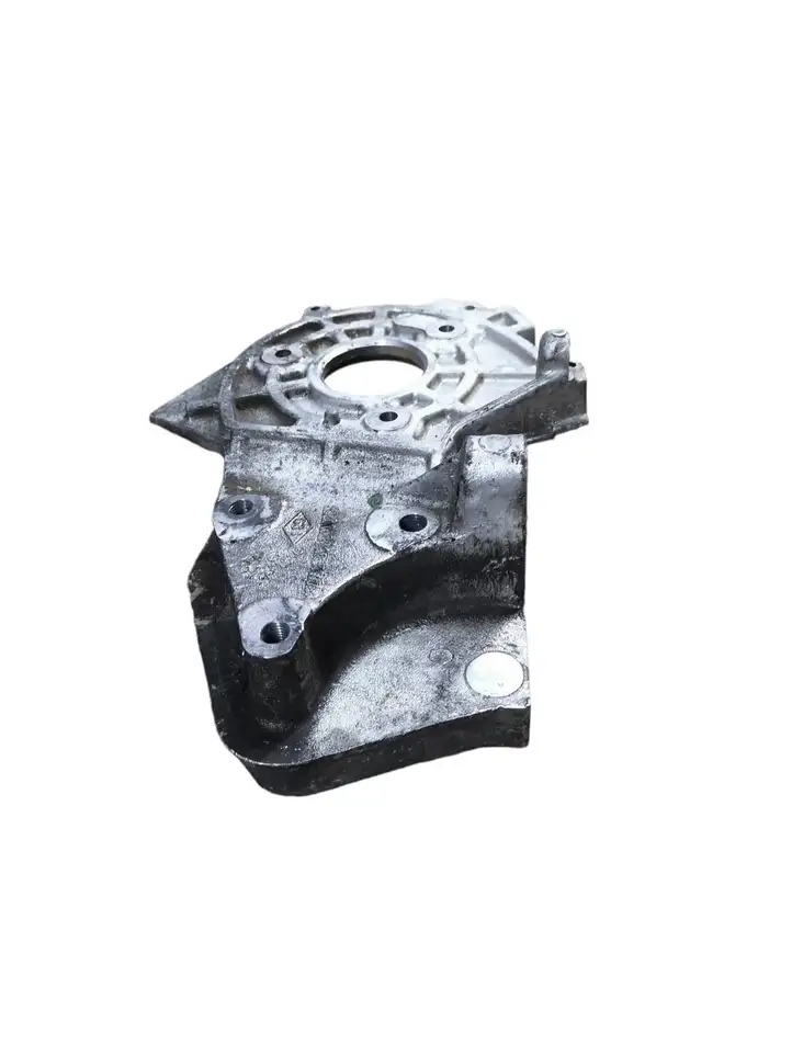Renault Trafic II (X83) (2002 - 2014) 8200618377 Кронштейн топливного насоса — фото 3
