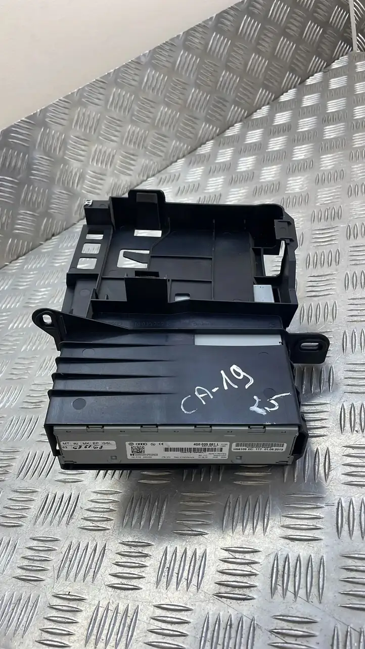Audi Q5 SQ5 (2012 - 2017) 8T0919611K Блок Hi-Fi аудиосистемы — фото 1