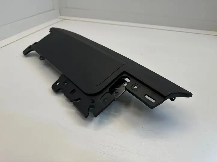 Tesla Model Y (2019 - 2024) 107782600D Коленная подушка безопасности — фото 3