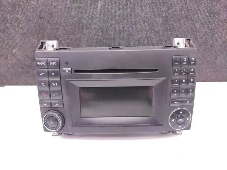 Mercedes-Benz Sprinter W906 (2006 - 2018) A1699002000 Магнитола / мультимедийная система — фото 1