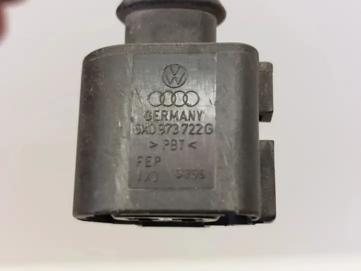 Volkswagen PASSAT B8 (2015 - ) 6X0973722G Прочая электропроводка — фото 3