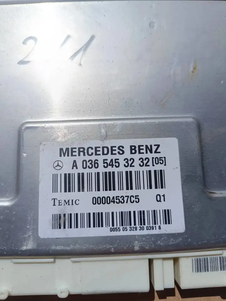 Mercedes-Benz E W211 (2002 - 2009) A0365453232 Блок управления подвеской — фото 2
