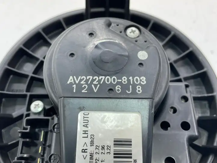 Toyota Auris 150 (2006 - 2012) AV2727008103 Вентилятор печки — фото 6