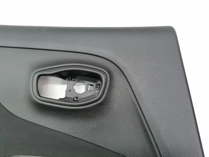 Jeep Renegade (2014 - ) 07356000300 Обшивка задней двери — фото 4