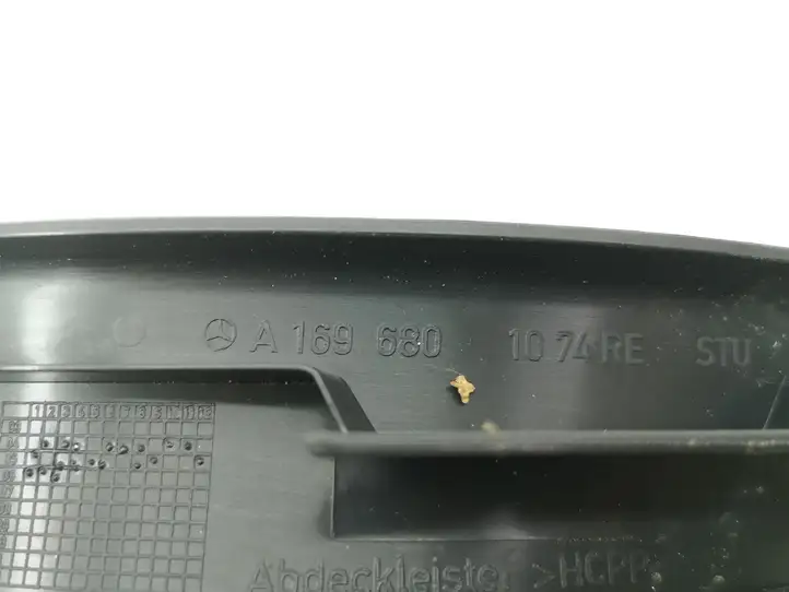 Mercedes-Benz A W169 (2004 - 2012) 1696801074 Отделка заднего порога — фото 5