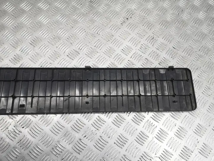 BMW X5 E53 (1999 - 2006) 51498243504 Отделка порога багажника — фото 8