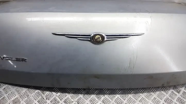 Chrysler 300 - 300C (2005 - 2011) Крышка багажника — фото 7