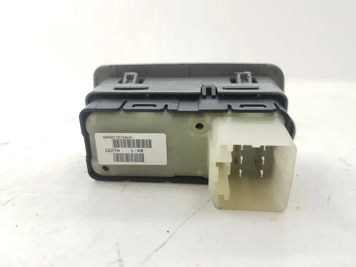Chrysler 300 - 300C (2005 - 2011) 04602787AAA Кнопка стеклоподъемников — фото 5