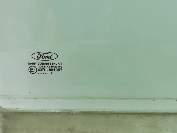 Ford Focus C-MAX (2003 - 2010) E143R001057 Стекло задней двери — фото 2