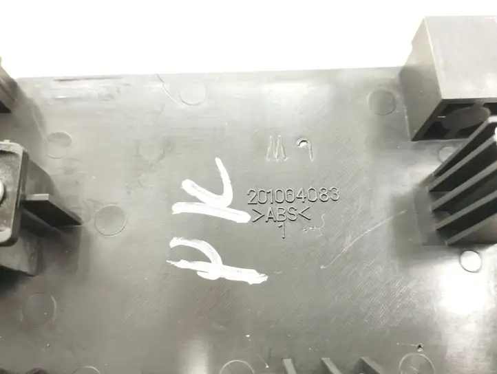 Chevrolet Captiva (2006 - 2011) 201004083 Блок кнопок стеклоподъемников — фото 4