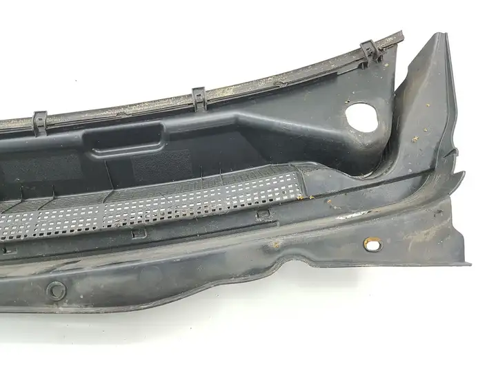Chevrolet Captiva (2006 - 2011) 20989738 Жабо стеклоочистителей — фото 8