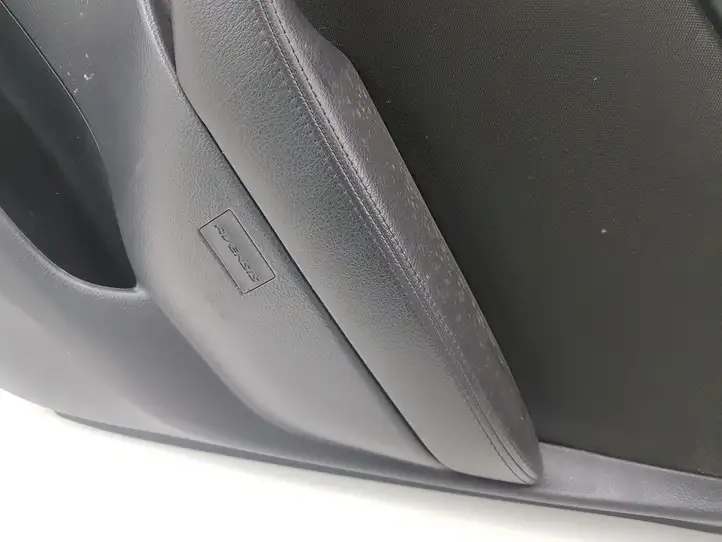 Toyota Avensis T250 (2006 - 2009) 180RR06 Обшивка задней двери — фото 12