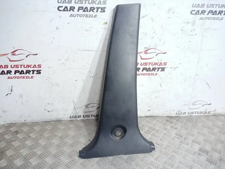 Toyota RAV 4 (XA20) (2000 - 2005) 6241342020 Нижняя обшивка стойки B — фото 1