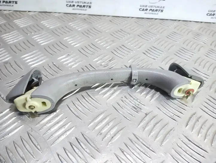 Toyota RAV 4 (XA20) (2000 - 2005) 7461142010 Потолочная ручка задняя — фото 2
