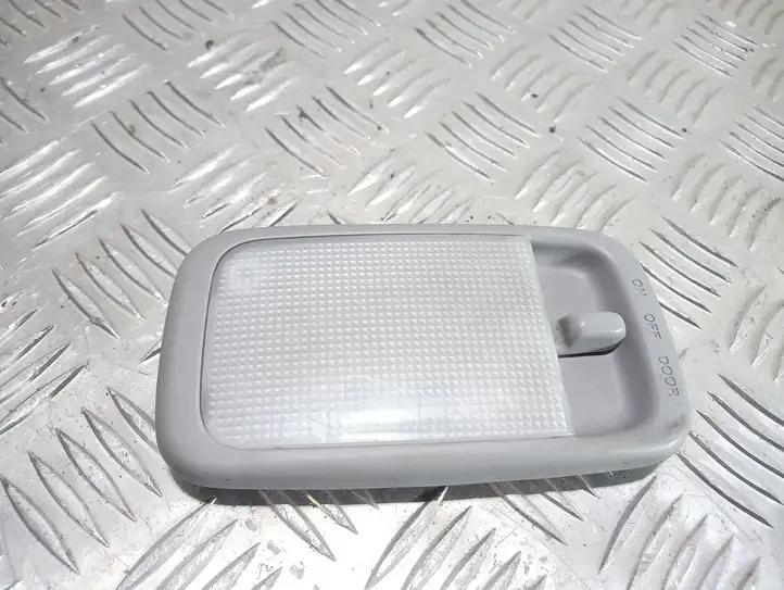 Toyota RAV 4 (XA20) (2000 - 2005) Задняя подсветка — фото 1