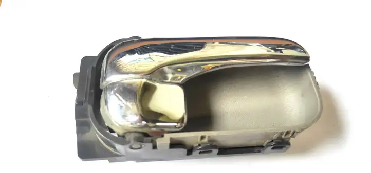 Nissan Almera Tino (2000 - 2003) Внутренняя ручка двери — фото 1
